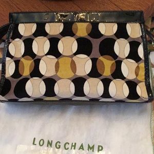 Long champ clutch EUC with dust bag